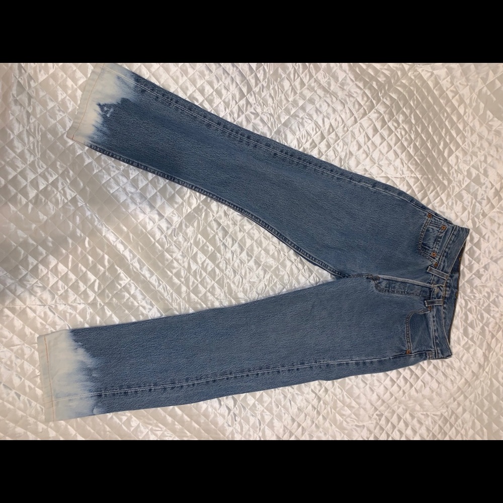 Vintage high waisted Levi’s,bleached bottom,Size26